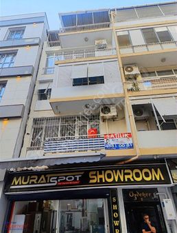 İzmir Karşıyaka Spotçular Sokağında Yatırım Fırsatı!