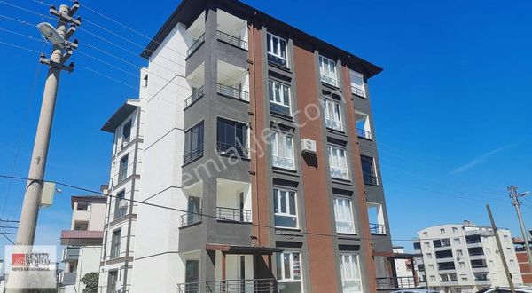 Rw Nefes'ten Burhaniye Bademalanı Satılık 2+1 Ara Kat Daire