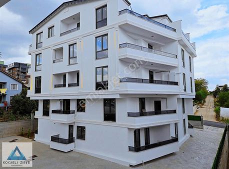 Eğimsiz 3+1 Asansörlü Çatıdubleks Daire, Önü Açık, Yeşilyurt Mah