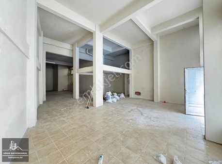 Uğur Gayrimenkul'den Orhangazi Caddesine Yakın Kiralık Dükkan
