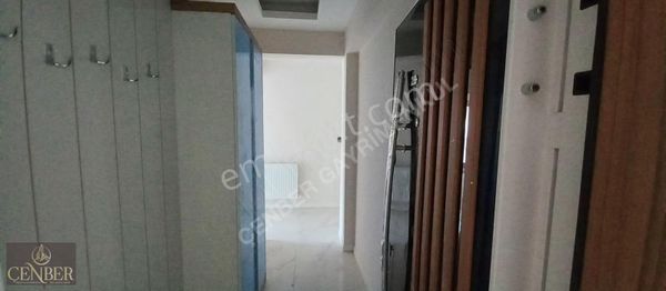 Uğurmumcu'da Site İçinde Pazar Pazarı Sk. Da 3+1 Kiralık Daire