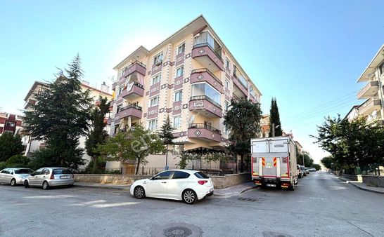 Ankara Sincan Malazgirt Mahallesi'nde Satılık 3+1 Daire