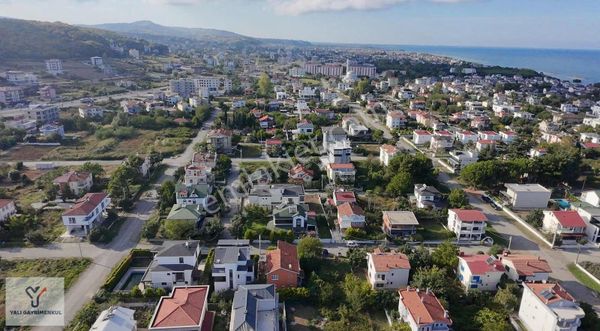 Yalı Gayrimenkul|çakırlarda Anayola Ve Denize Yürüme Mesafesinde