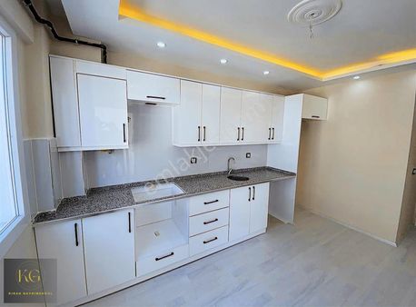 Manisa Yunusemre Muradiye Mahallesi'nde Ful Lüks, 2+1 Daire!