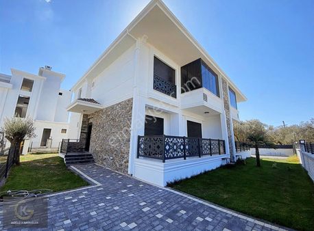 Güçlü Kardeşler Gürede Doğa İle İç İçe Lüks Villa