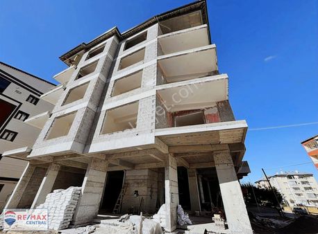 Remax Centralden Fatih Mahallesinde 4+1