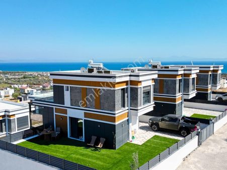 Seferihisar Doğanbey‘de Satılık Tek Müstakil Deniz Manzaralı Lüks Villa
