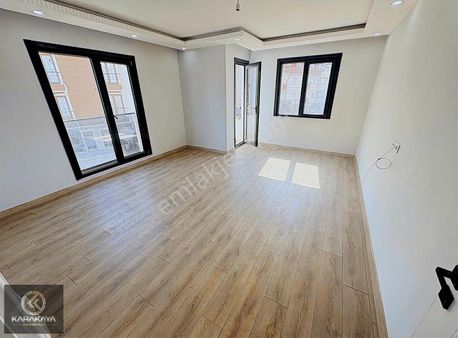 Marmaray Durağı Dibinde 2+1 Sıfır Arakat 100 M2 Geniş Daire