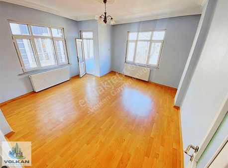 Volkan G.menkul'den Ordu Cd Üzerinde 2+1 100m2 Fırsat Daire