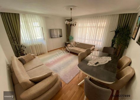 Bağlarbaşı Mahallesinde 2.katta Bağımsız Yapılı 2 Balkonlu Satılık Daire