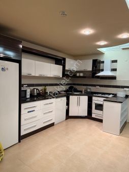 ​alanya Cleopatra'da Eşsiz Konumlu, Geniş Teraslı Tam Donanımlı Yazlık.