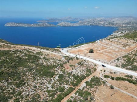 Joker: Marmaris Taşlıca Tapuya Kayıtlı Ahırı Ve Su Deposu Olan Tarla