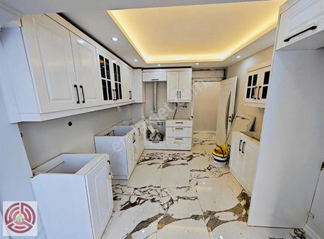 Egd Emir Grup'tan Adakale Mah. 3+1 160m Full Öz. Arakat Daire