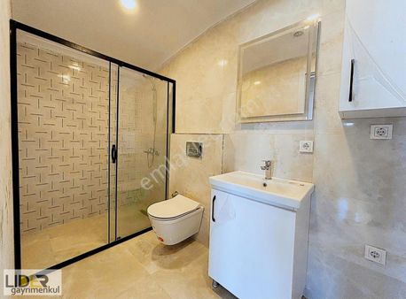Lider'den İdealtepe Sahile Yakın Deniz Manzaralı Köşe 3+2 Dublx