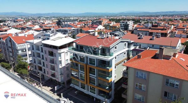 Remax Mıd Atatürk Mh. 4+1 Kıralık Daıre