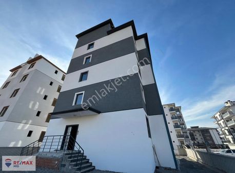 Remax-mıd Burhaniye Badem Alanı Fırsat Daireler