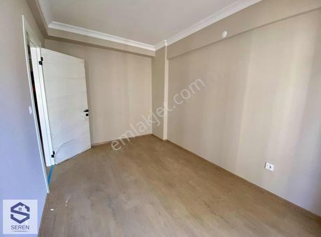 Asansörlü, Doğalgazlı, Masrafsız 1+1 Daire Seren Gayrimenkul'de