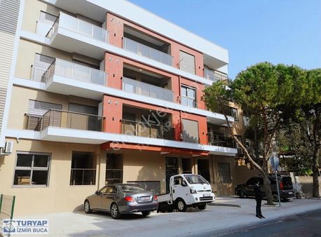 Turyap Buca'dan 3+1 Çatı Dubleks, Ebeveyn Banyolu, Lüks Daire