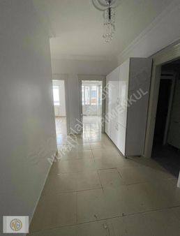 Nuray Gayrimenkulden Yeditepede Arakat İ3+1