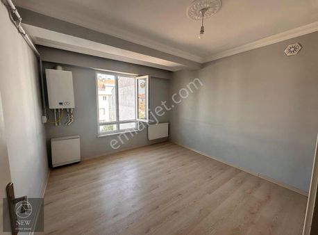 New Emlak'tan Sütlüce'de Kiralık 1+1 Apart Daire
