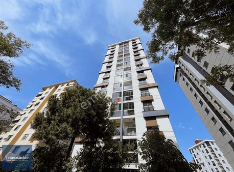 Bostancı'da Yeni Binada, Balkonlu, Geniş 2+1 Kiralık Daire