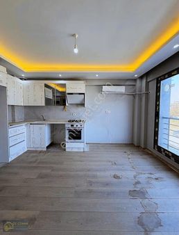 Öz Çoban Gayrımenkul'den 1+1 Site İçerisinde Fırsat Daire