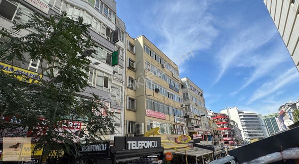 Satılık, Kızılay'ın Merkezinde, Full Yapılı, 1+1, Asansörlü, Boş