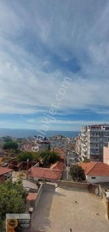 Dikili İsmetpaşada Deniz Manzaralı Merkezi Isıtmalı 4+1 Mutfak Ayrı Daire Dublex