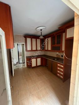 Beykent Gayrimenkulden Satılık 4+1 Odalı Daire