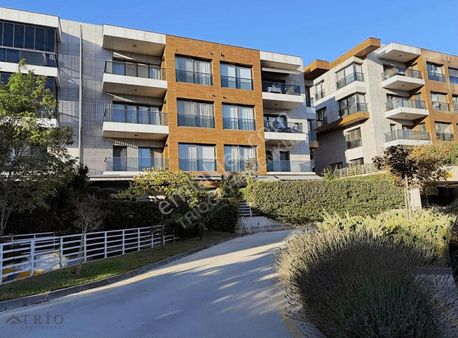 Bahçeşehir Atmaca Sitesi Bahçe Kullanım Depolu 2+1 Satılık Daire