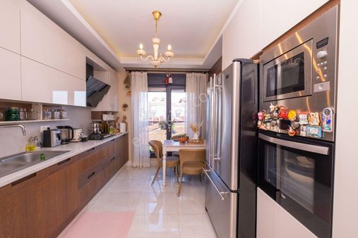 İstanbul Maltepe Adatepe Sahil Satılık Deniz Manzaralı 4+2