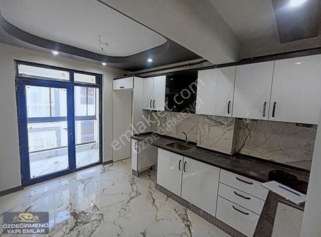 Özdeğirmenci Yapı-emlaktan Satılık 2+1 Ler