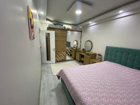 Satılık Daire Ozgretmen Evi Yakını Bilgi İcin İletişim E Geciniz