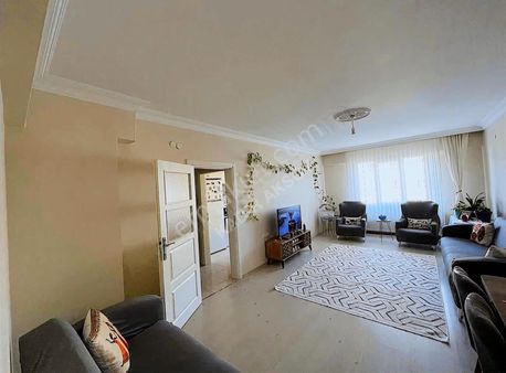 Kadir Aksoy Gayrimenkulden Site De 2+1 Satılık Daire