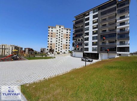 Turyap'tan Bağlıca'da Atasoy Sitesinde Ara Kat 4+1 Sıfır Daire