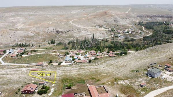 Cihanbeyli İnsuyu'nda 700 M2 Müstakil Tapulu İmarlı Arsa