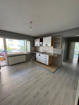 Bahar'dan Görükle'de Aile Apartmanında 2+1 Eşyasız Kiralı Daire