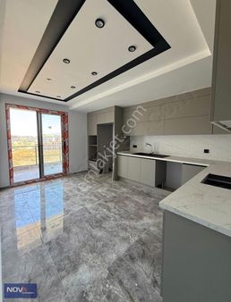 Ergenekon Mahallesinde Lüks Tasarımlı, Sıfır 3+1 Daire!