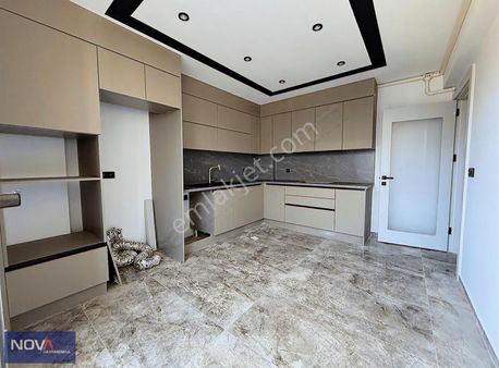 Ergenekon Mahallesinde Lüks Tasarımlı, Sıfır 2+1 Daire!