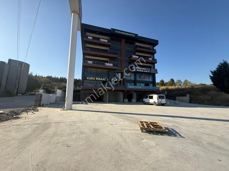Yalova Merkez Bayraktepe De Ana Yol Üzerinde Dublex 150m2 Ofis