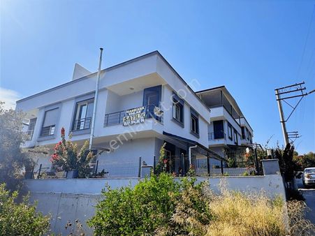Seferihisar Ürkmez De Satılık 3+1 Yazlık Villa Deniz Manzaralı