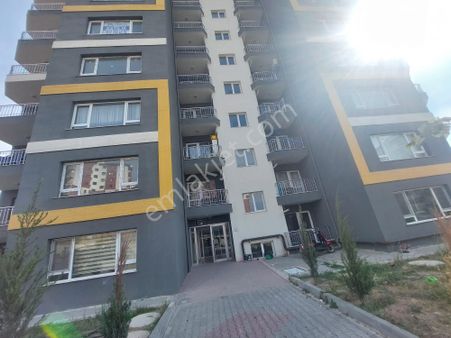 Alcı Mah.gülçimen /apt. Semt Pazarı Yanı / 4.katta Satılık Kupon Daire