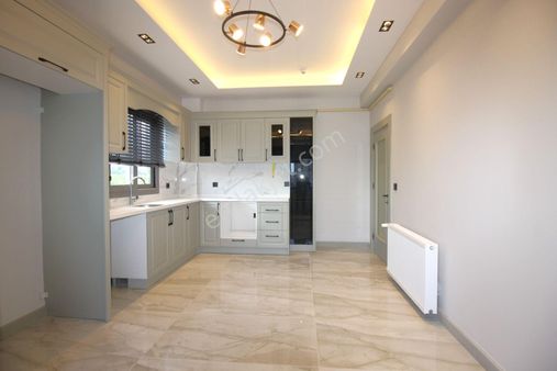 Retro’dan Kaliteli İşçilik Ve Modern Dizaynı İle İçinizi Isıtan 3+1