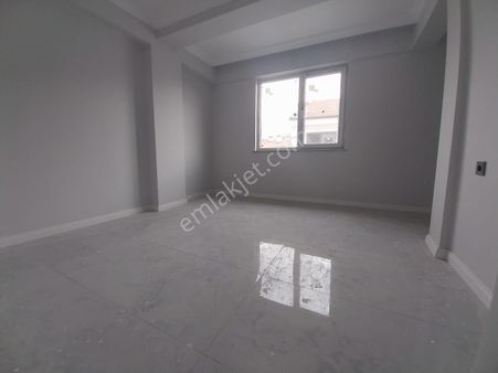 71 Evler Mh. Şehir Hastane Yakını Lüx Yapıda 2+0 Satılık Daire