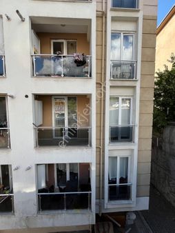 Altın Emlaktan 100. Yılda Kiralık Eşyalı Ara Kat 1+1 Daire