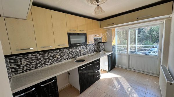 Şehitler Mah 3+1 Arakat Cadde Üzeri Kiralık Daire