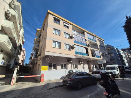 Çevikbir Meydanda 160 M2 Asansörlü 3+1 Satılık Daire