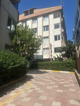 Arı Emlaktan Satılık 3+1.110m2