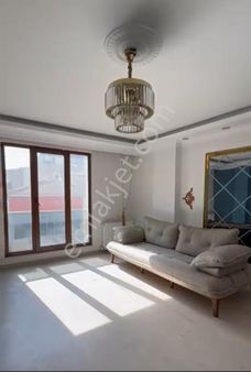 Esenyurt Yunus Emre Mahallesi 2+1 Ara Kat