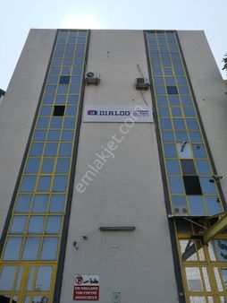 300 M² Kartal Karlıktepe'de Deniz Manzaralı Ofis